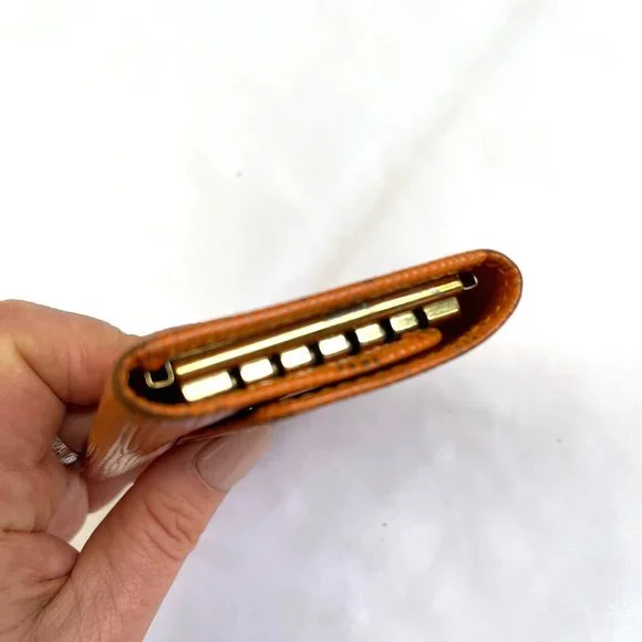 Auc Louis Vuitton VINTAGE Yellow Epi Leather 4Key Holder Case CA0044 - Picture 10 of 14